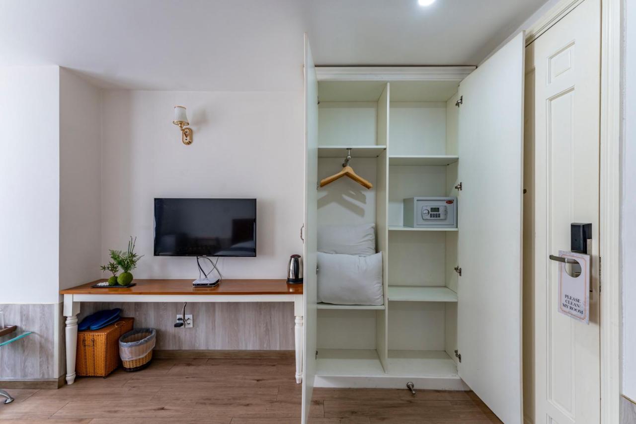 Edoya Hotel Phu My Hung Хошимін Екстер'єр фото