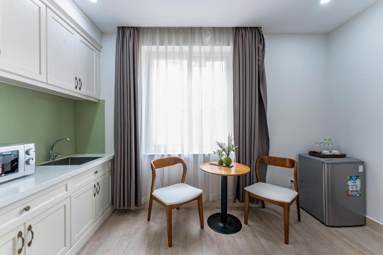 Edoya Hotel Phu My Hung Хошимін Екстер'єр фото