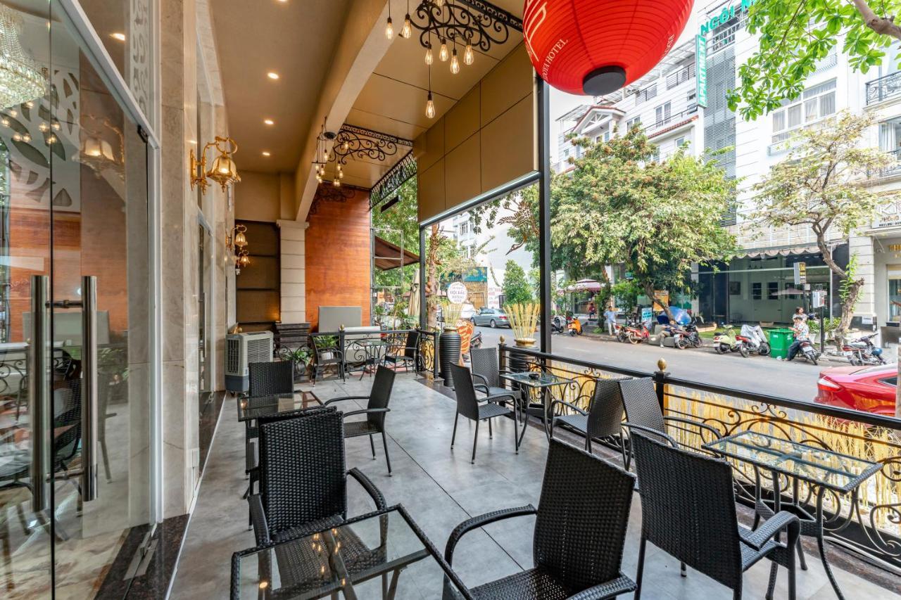 Edoya Hotel Phu My Hung Хошимін Екстер'єр фото