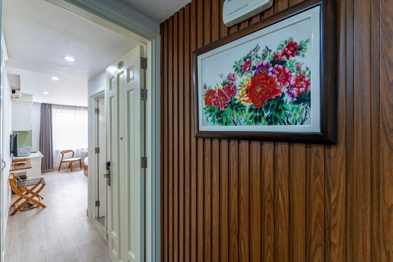 Edoya Hotel Phu My Hung Хошимін Екстер'єр фото